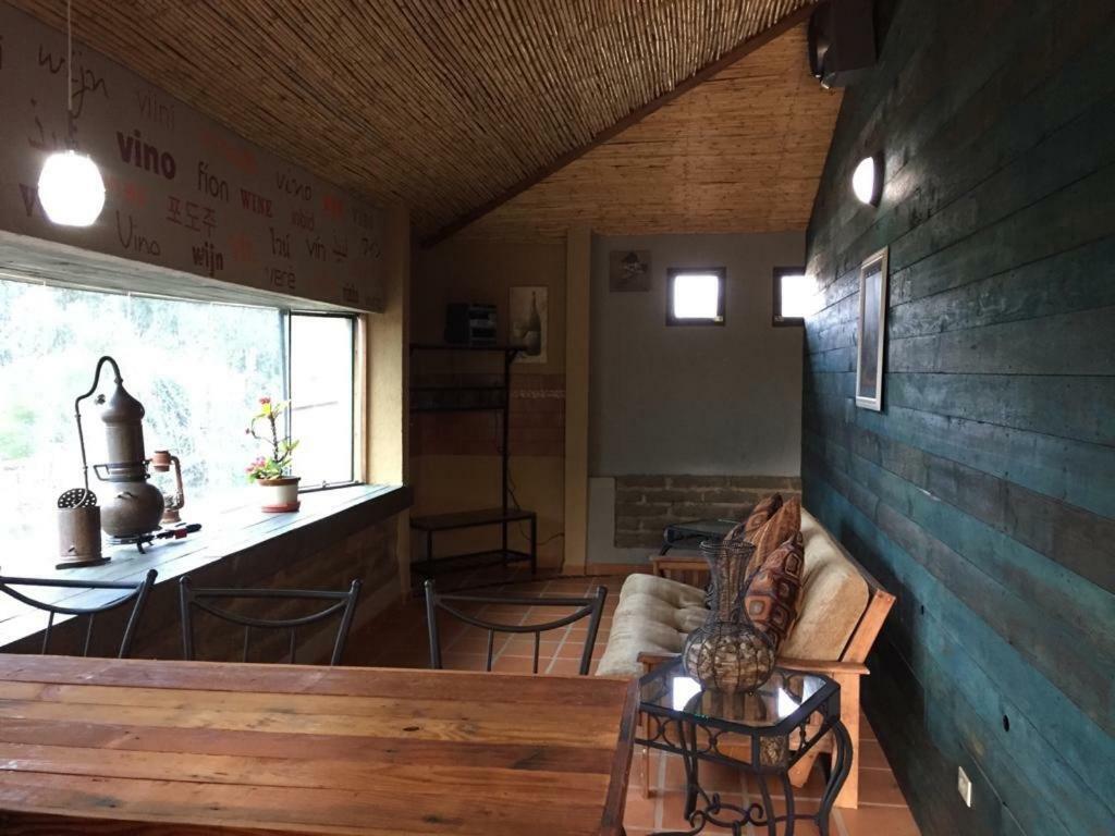 Guest House Nativo - Charming, Cozy & Affordable Вале де Гуадалупе Екстериор снимка